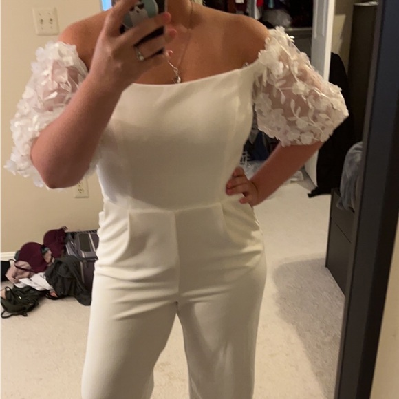 David’s Bridal off-the-shoulder floral puff sleeve jumpsuit - Picture 8 of 14